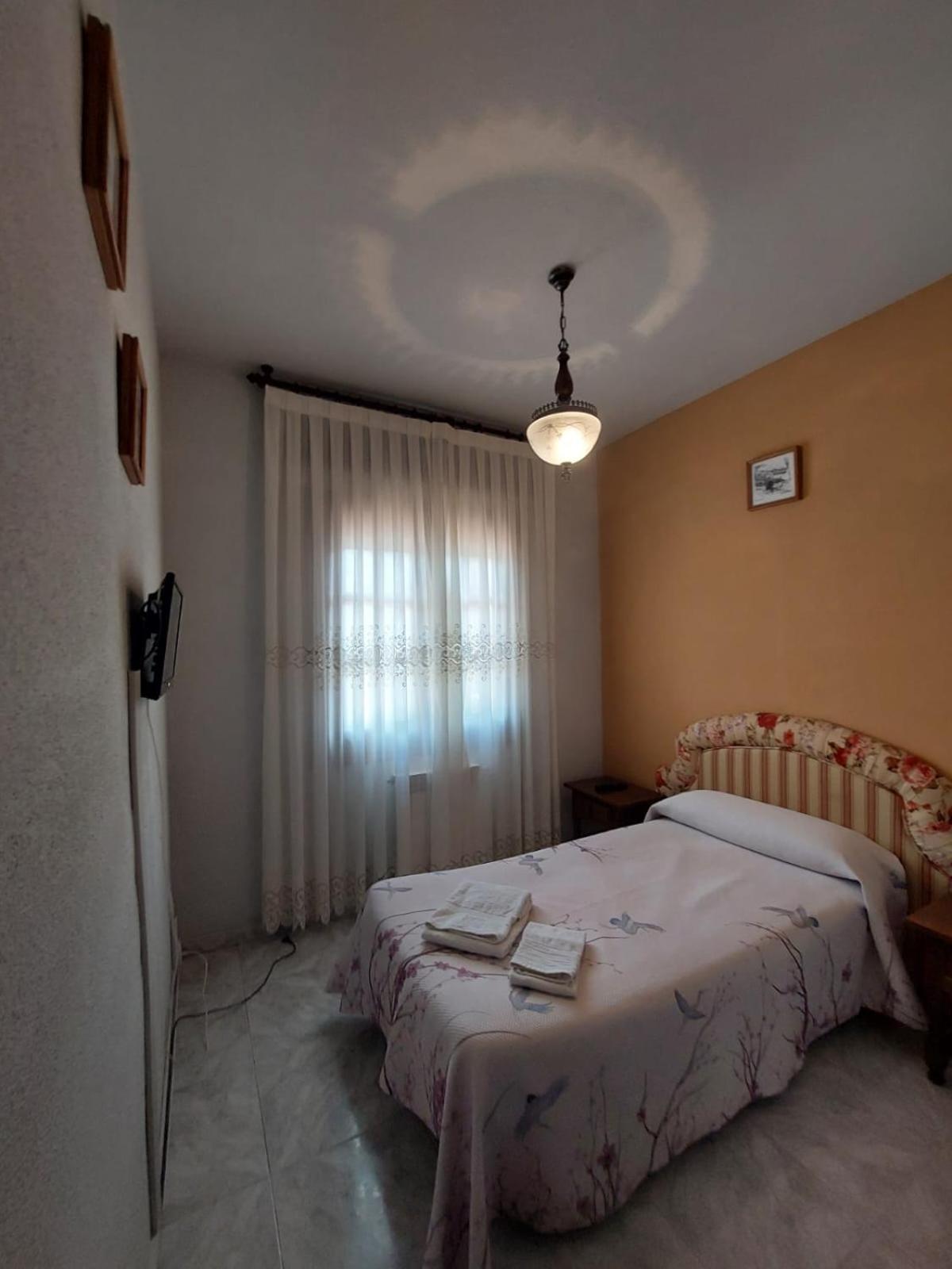 Hostal Restaurante Villa De เซปุลเวดา ภายนอก รูปภาพ