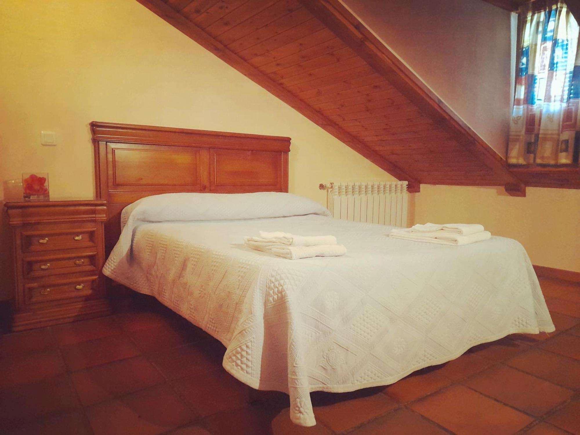 Hostal Restaurante Villa De เซปุลเวดา ภายนอก รูปภาพ