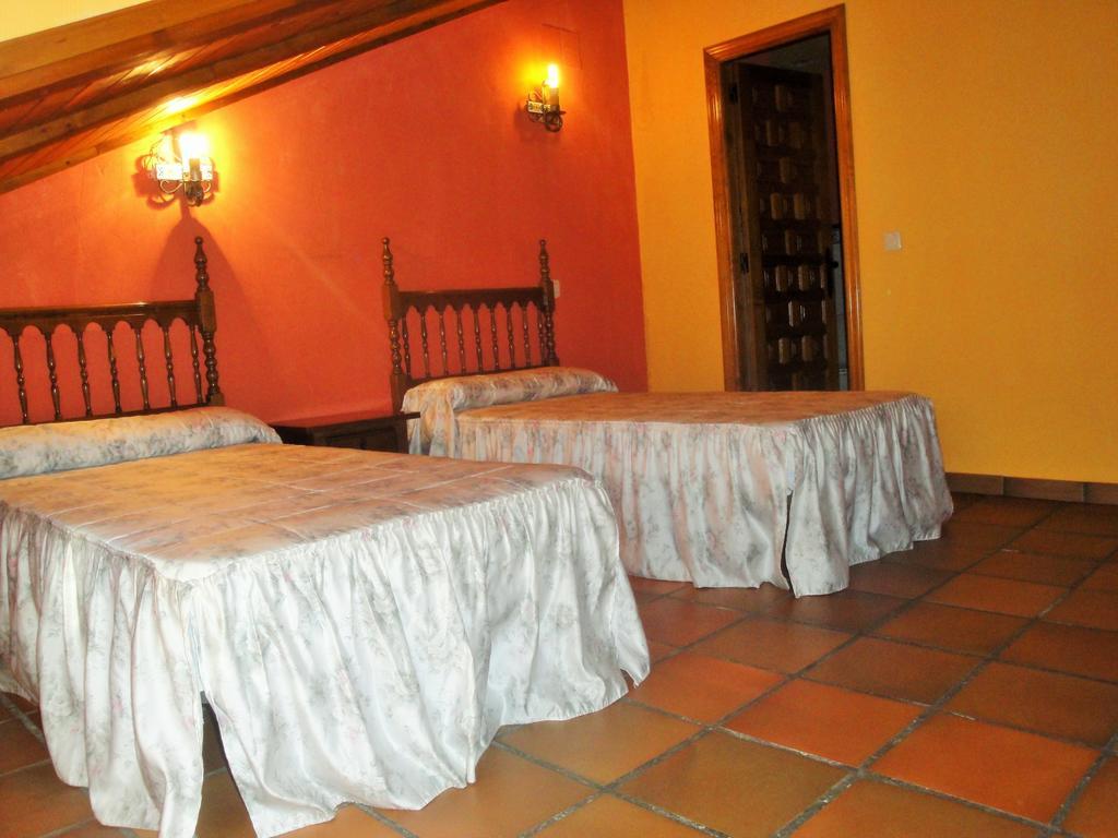 Hostal Restaurante Villa De เซปุลเวดา ห้อง รูปภาพ